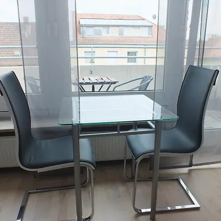 Stylish With Terrace Apartment