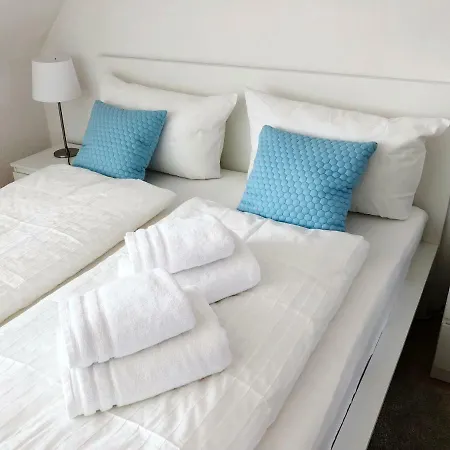 Stylish With Terrace Apartment *