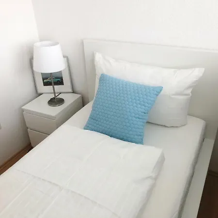 Stylish With Terrace Apartment